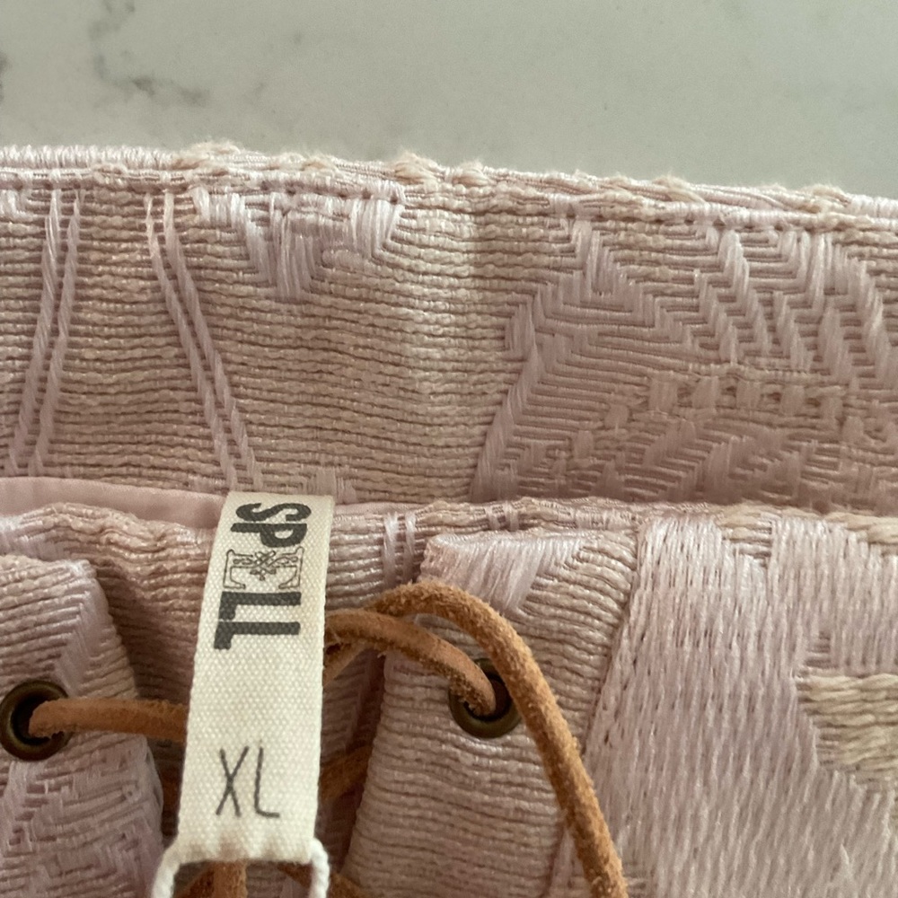 SPELL SHORTS NWT XL - Picture 2 of 4